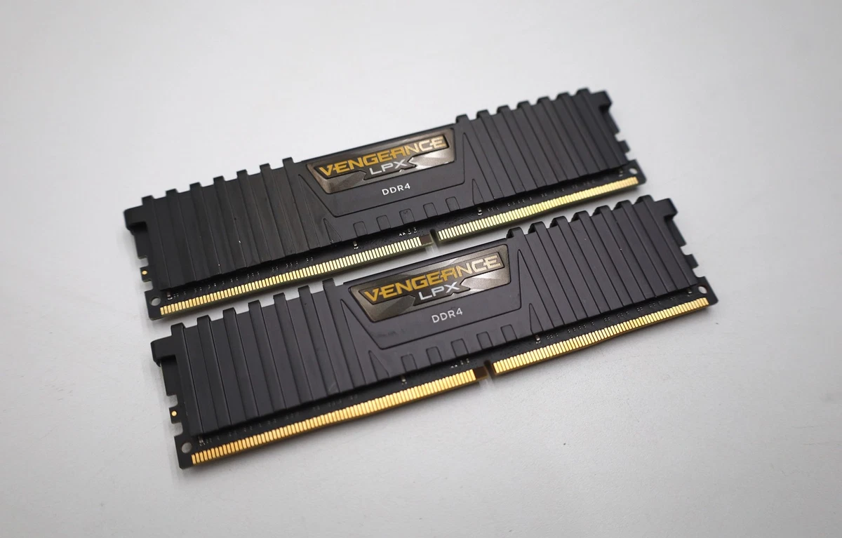 25+ Corsair PC4-21300 (DDR4-2666) Bus Speed Computer RAM 32 GB