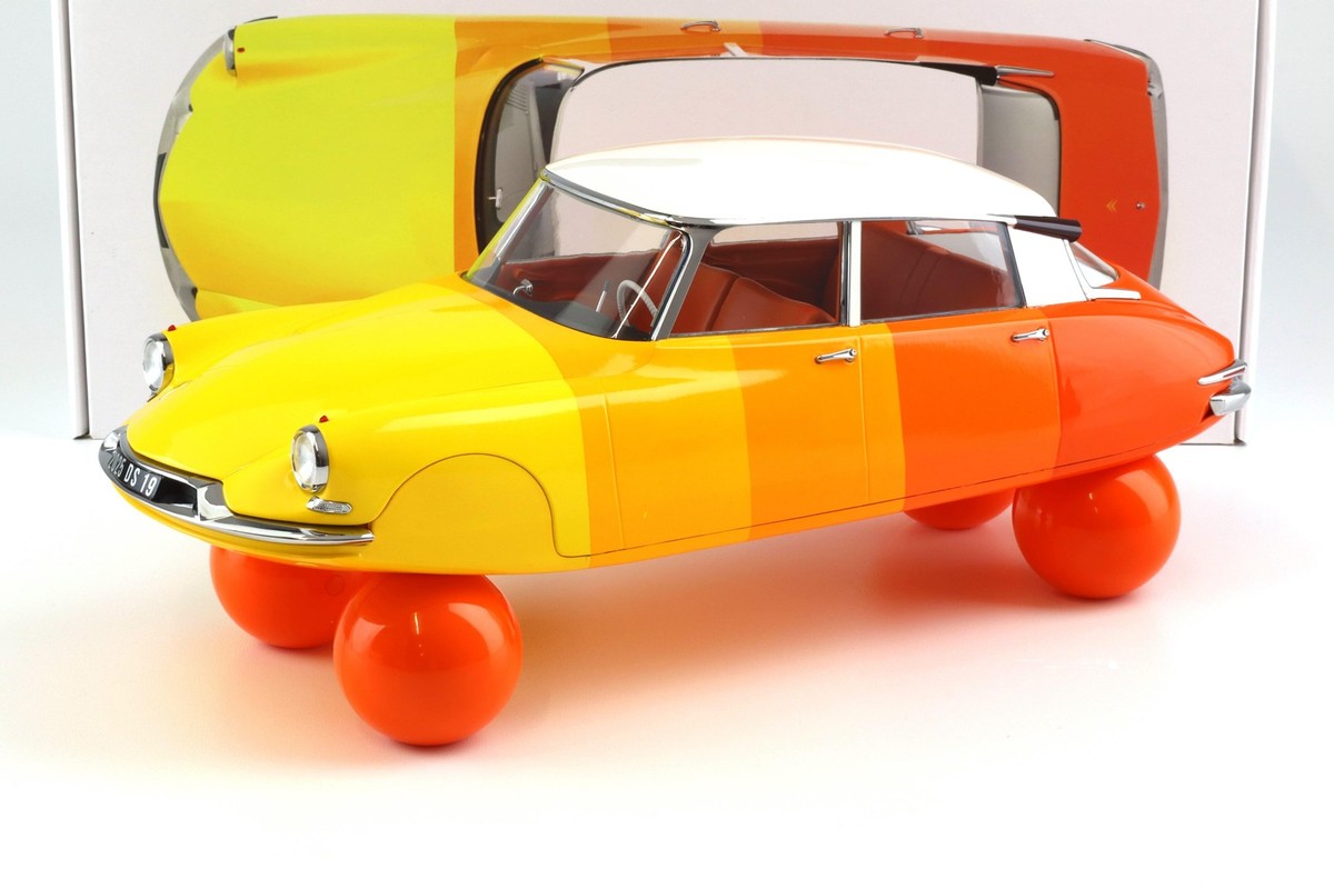 NOREV 121581 Echelle 1/12 | CITROEN DS19 SUR BOULES 1959 VARIOUS