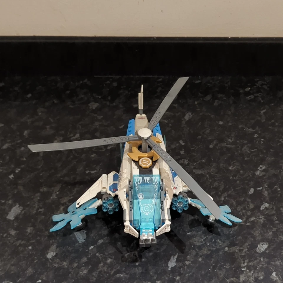 LEGO Ninjago 71738 Zane's Titan Mech Battle, photo 2 of 5
