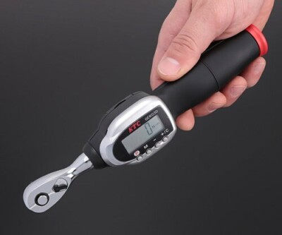 KTC デジラチェ GEK030-C3A Amazon.com: Kyoto Machine Tools (KTC) Digi Ratchet [9.5sq