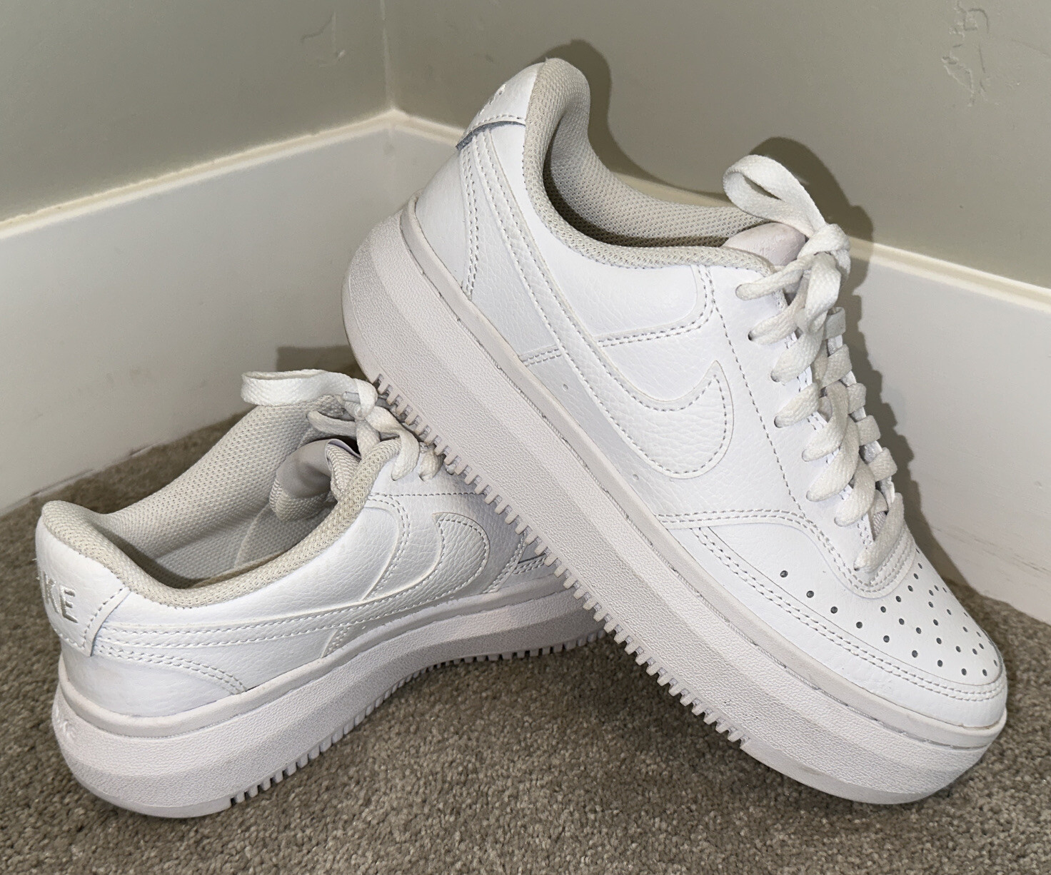 Nike Court Vision Alta White Leather Women's Size 8 E… Gem