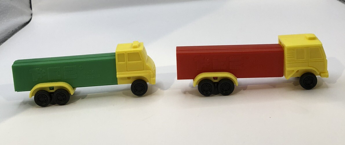 Vintage Pez Dispenser Trucks Red/Yellow Semi! R3 Yellow/Green! No