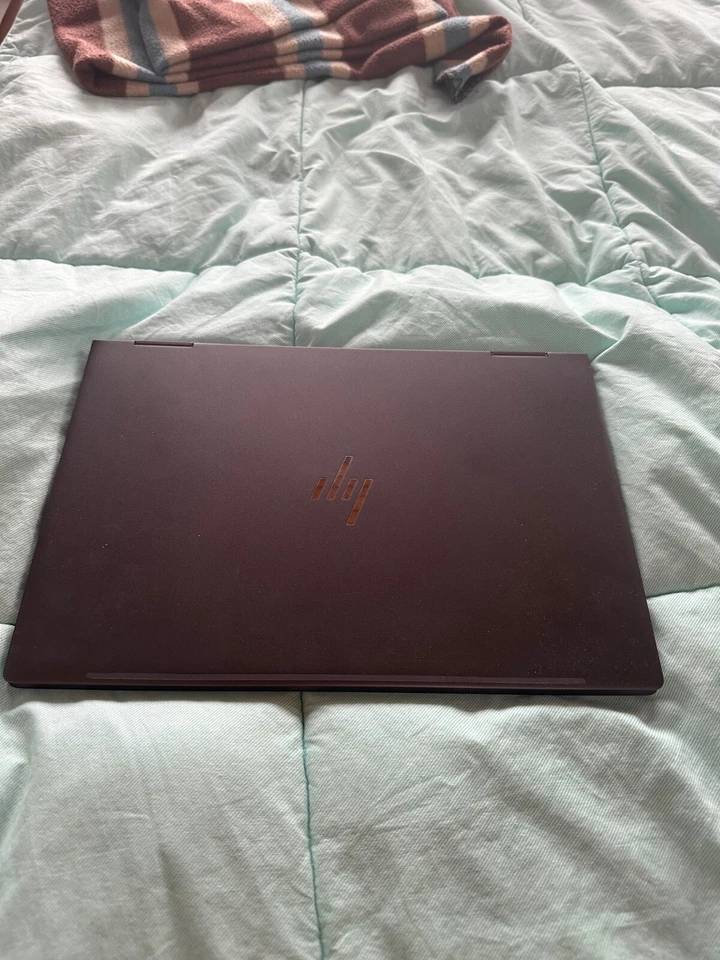 Computadora portatil HP ENVY x360 usada - Imagen 3 de 4