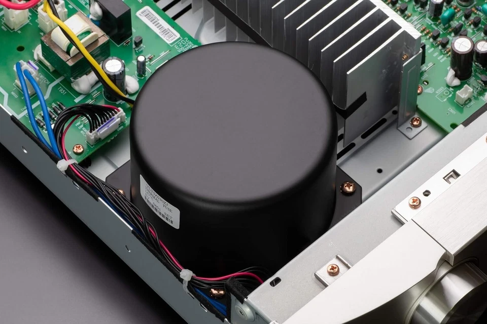 Marantz PM6007 FN Integrated Premain Amplifier Silver Gold Digital AC 100V Japan - Image 4 of 4