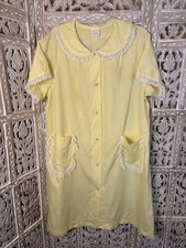 Vintage House Dress Lace Pockets Collar Yellow Summer Gown USA Union Made-38