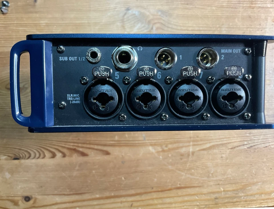 ZOOM F8 Audio Fieldrecorder (8 Spur Audiorecorder) - Bild 4 von 4