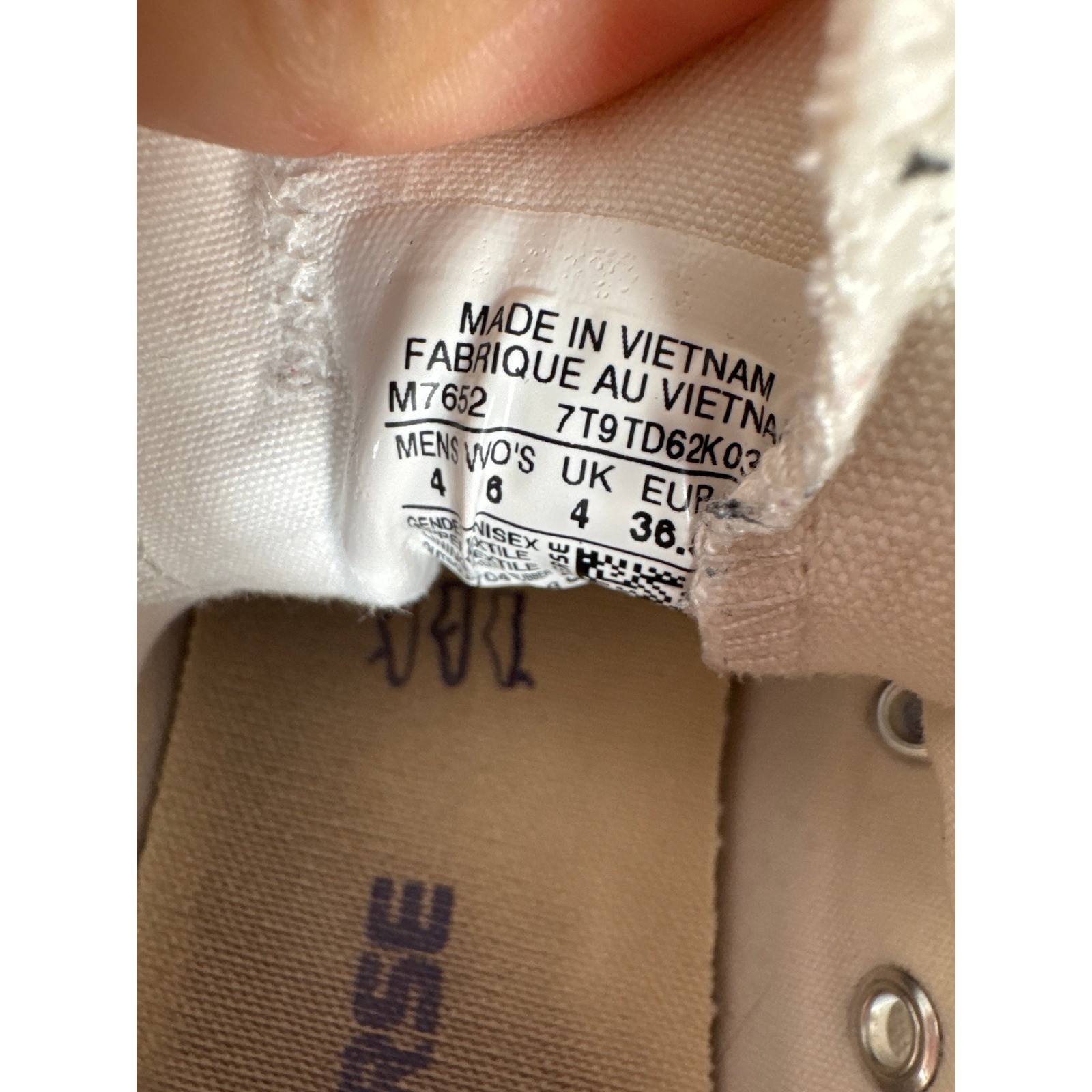 Converse All Star Canvas Sneakers Women's Size 6 Low Top Casual Shoes thumbnail 5