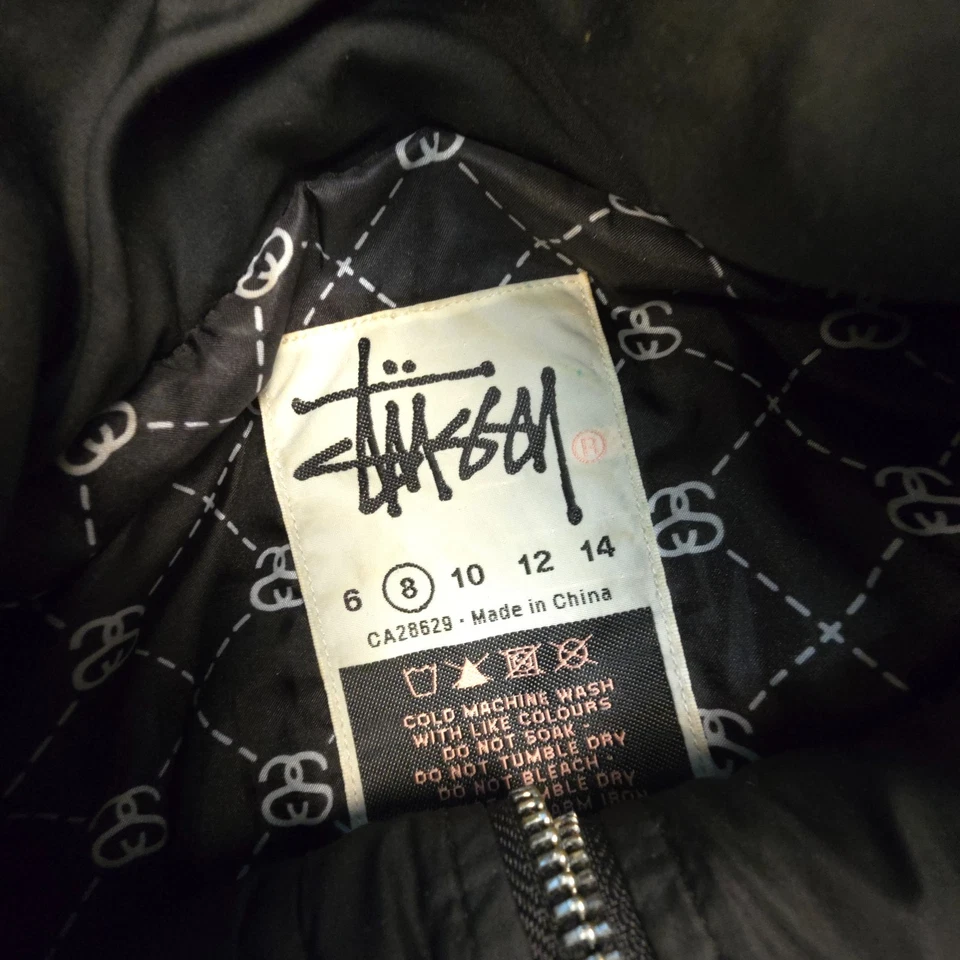Винтажный Stussy пуховик куртка женщин 8 черный укороченный длинным рукавом y2k размер 8 - Изображение 4 из 4