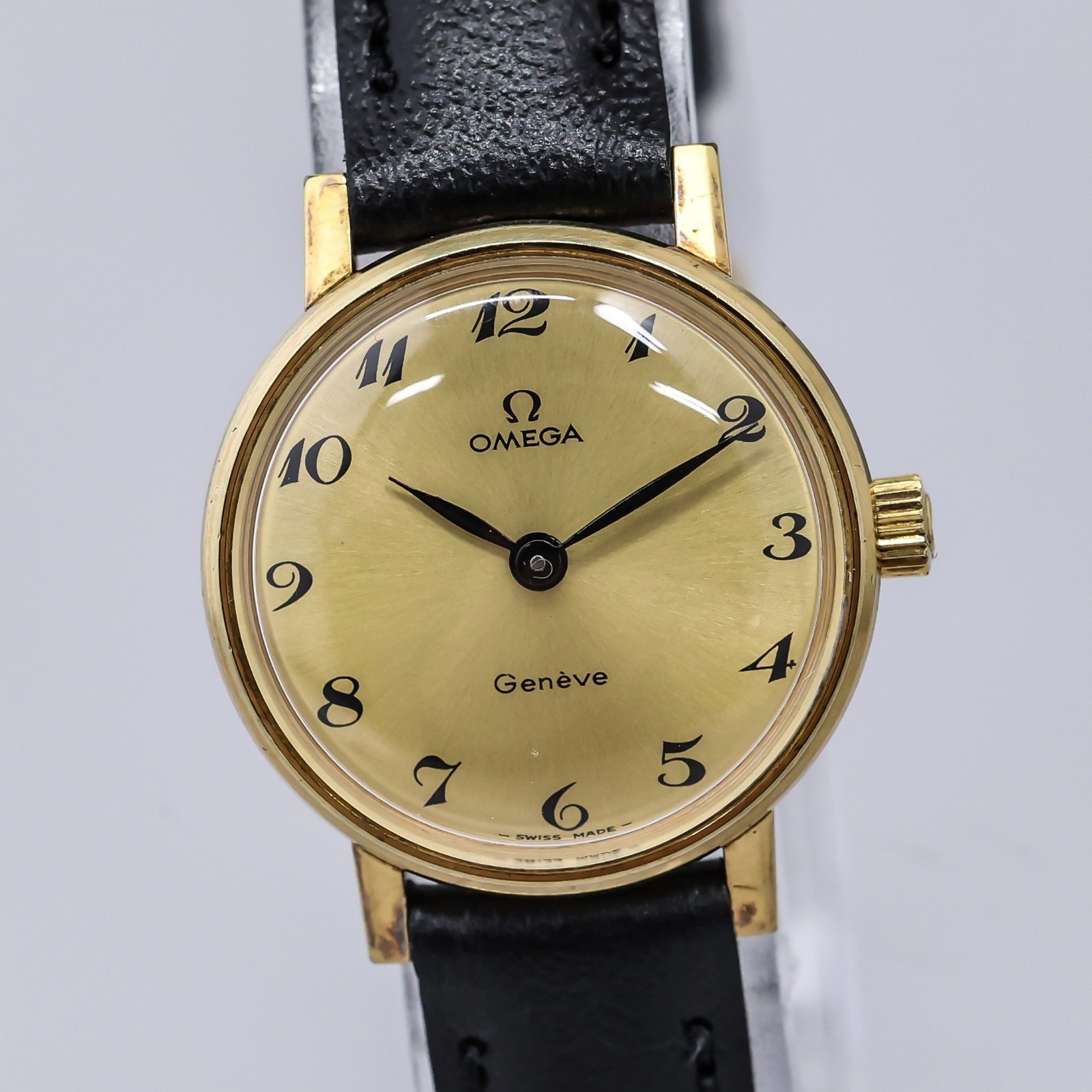 Vintage 1972 *NEAR MINT* OMEGA Geneve Cal.625 MT Winding Arabic Gold 23mm Ladies image 3
