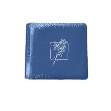 Creative Memories 7 x 7 album Forget Me Not Blue with Flowers