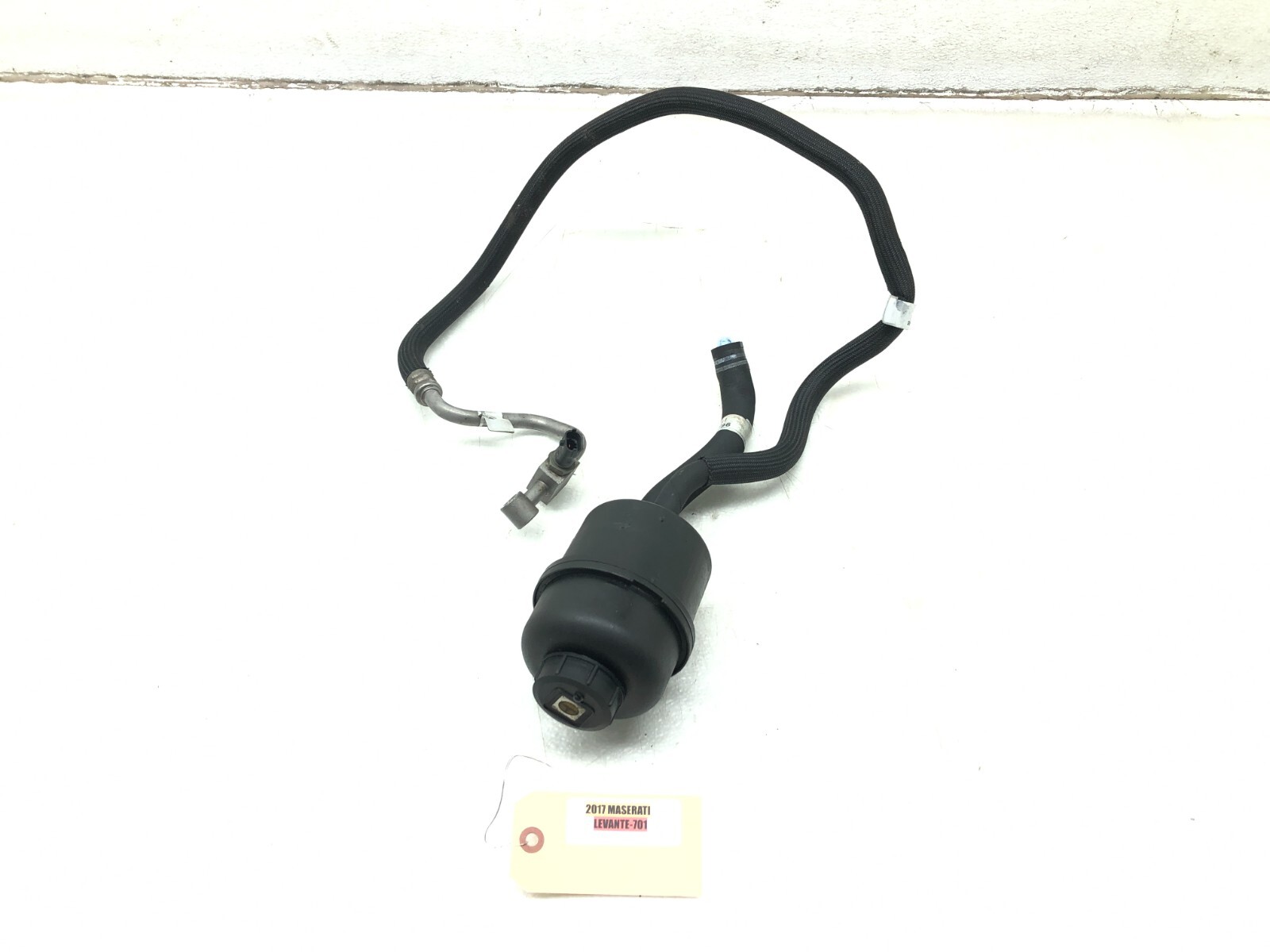 2017-2020 MASERATI LEVANTE POWER STEERING PUMP RESERVOIR TANK W/ LINES OEM