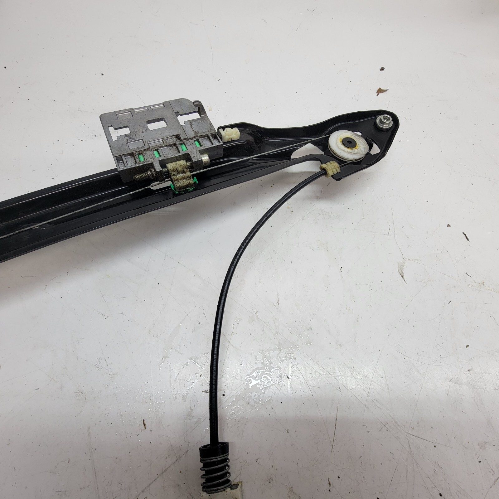 LAMBORGHINI URUS FRONT LEFT DRIVER DOOR WINDOW TRACK REGULATOR OEM 4ML837461A