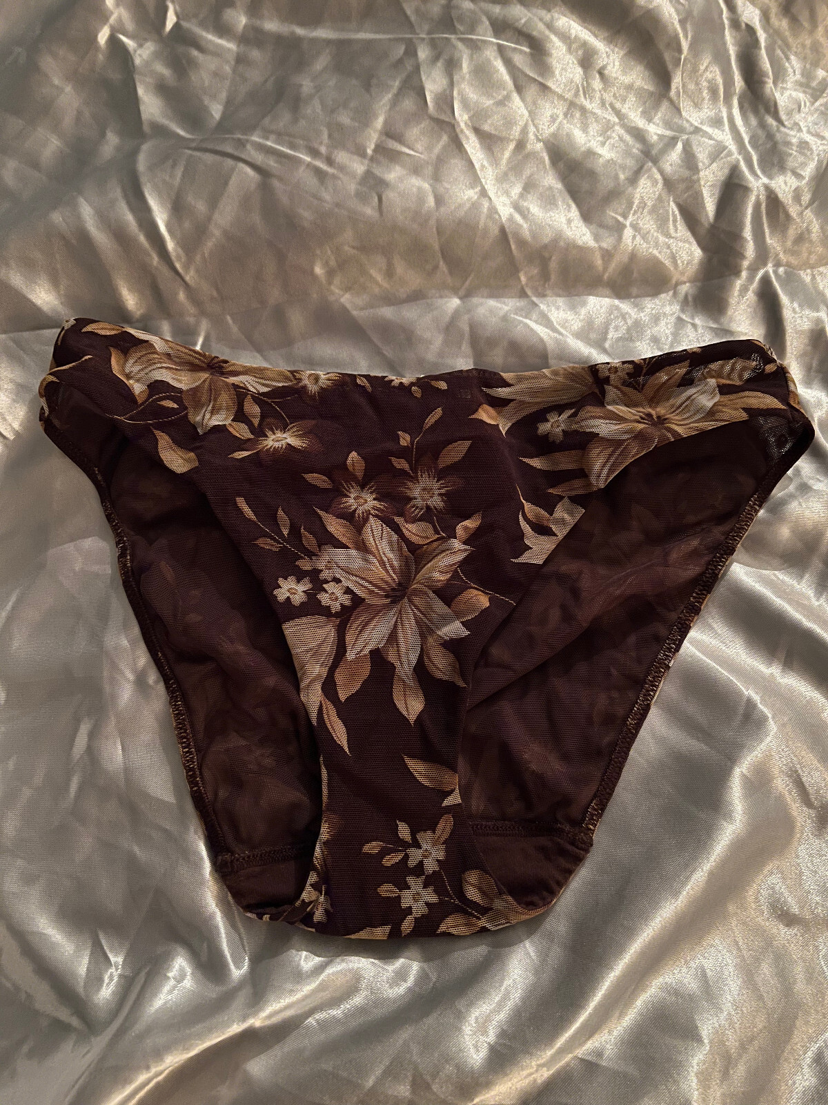 Vintage Victoria’s Secret 90’s floral cardigan top