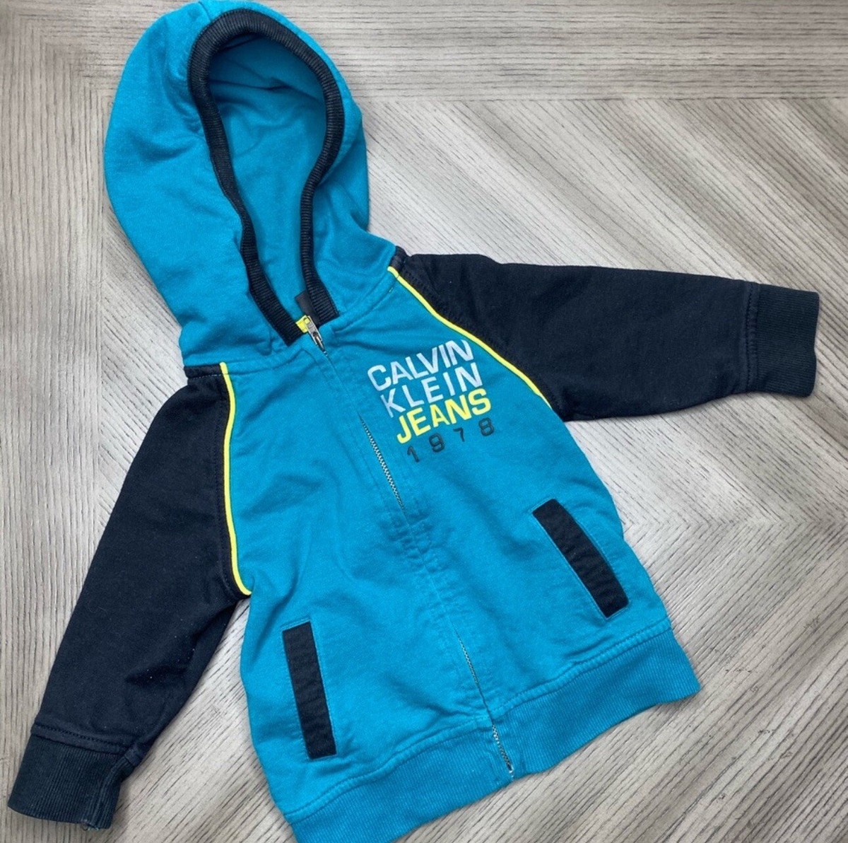 Calvin Klein Jeans Toddler Boy Full Zip Hoodie Jacket size 12m