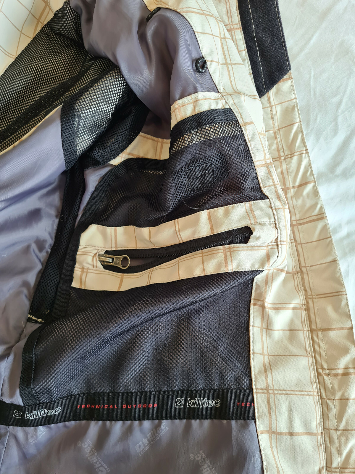 Mint condition Killtec level 5 beige sand check s… - image 12