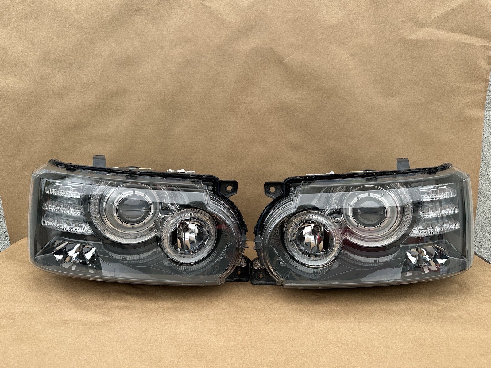10-12 Land Rover Full Size HID Xenon RH Headlight OEM Same Day 