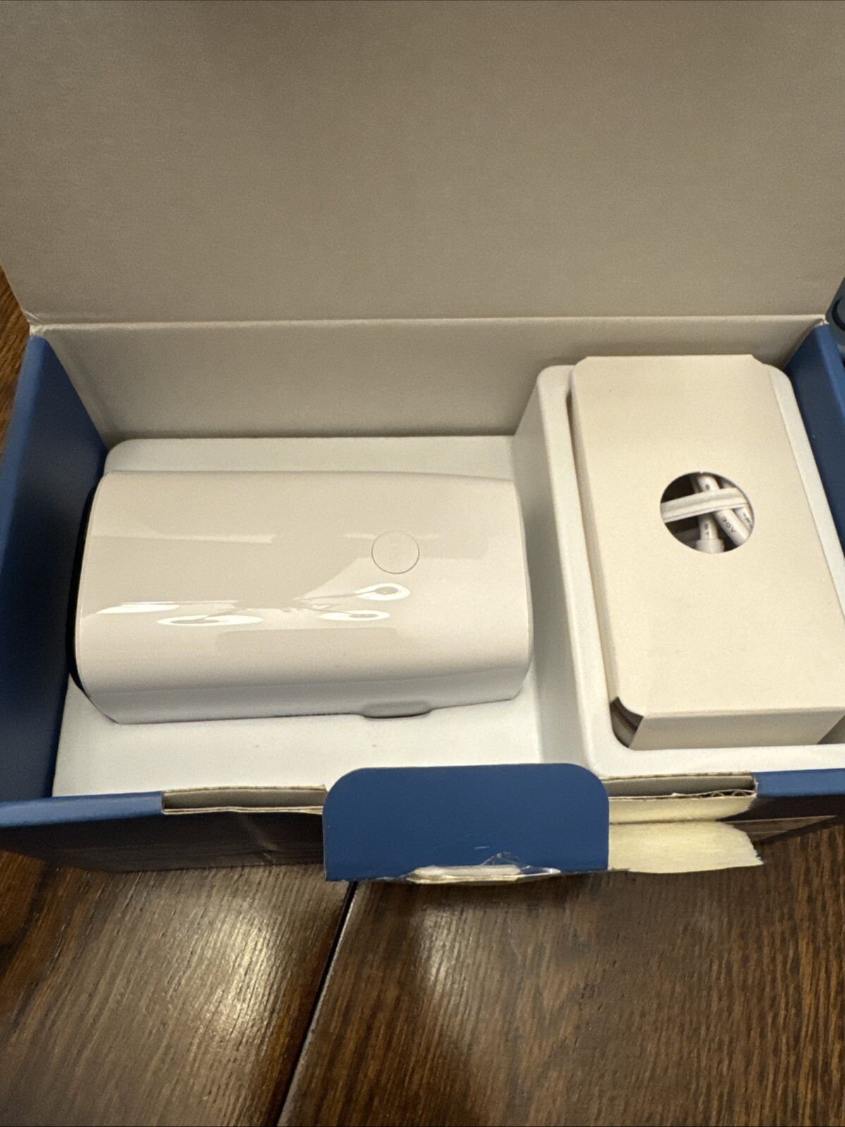 New Anker Wire Free 2K Standalone Security Camera eufyCam Solo Pro T8131X