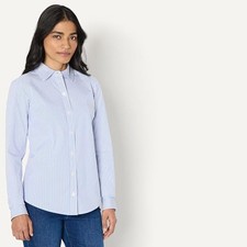 Amazon Essentials Women's Regular-Fit Stretch Poplin Button-Up Dress Shirt