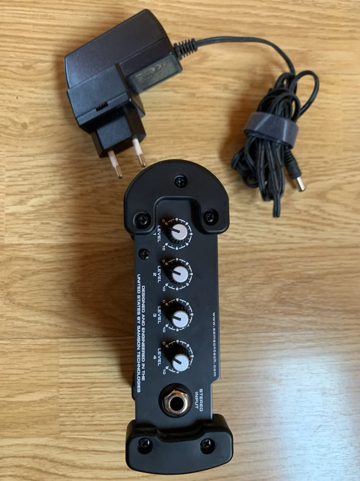 Samson S Amplificatore Mixer - Immagine 3 di 4