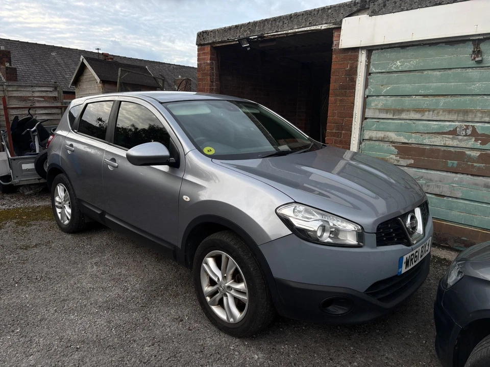 Nissan Qashqai 1.5 dci Runs and drives Tow Bar 2012 - Image 3 of 4