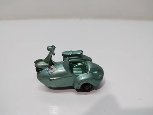 VINTAGE MATCHBOX LESNEY ENGLAND LAMBRETTA TV 175 SCOOTER W/SIDE CAR #36