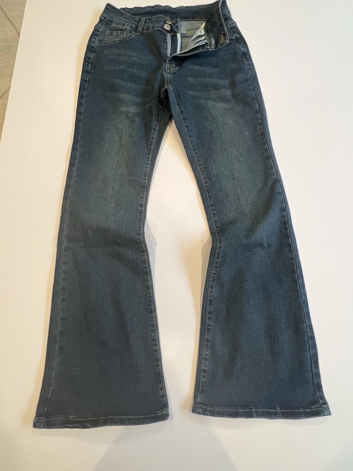 Women’s Size Medium Dark Wash High Rise Bell Bottom Denim Jeans