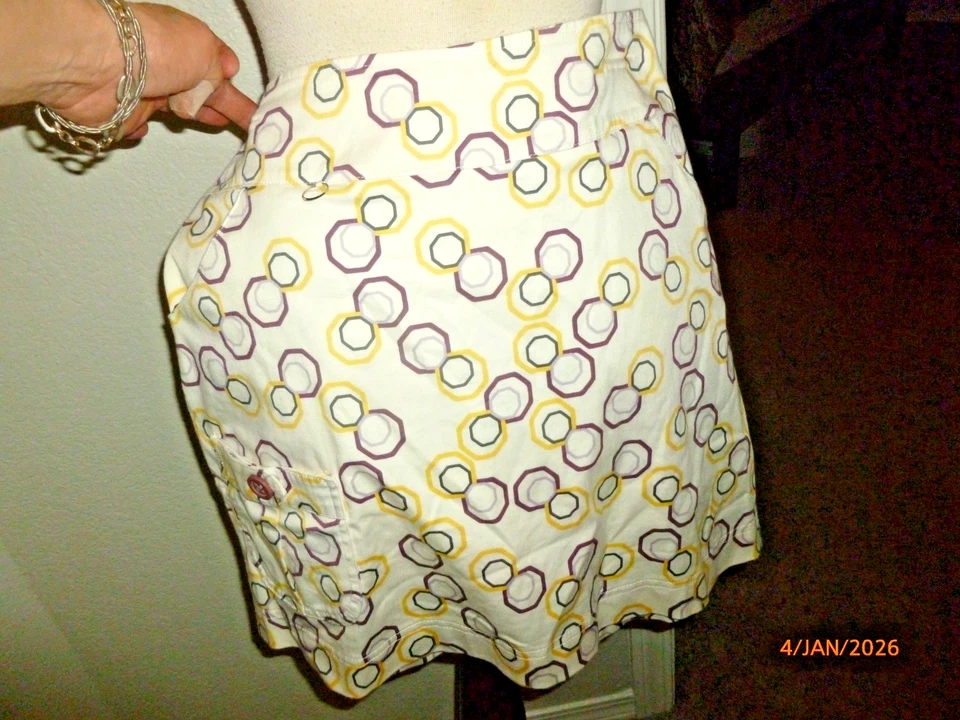 Skort de tênis de golfe feminino LIJA com bolsos de algodão branco sob shorts Canadá tamanho 8 - Imagem 3 de 4