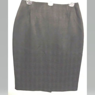 Linda Allard Ellen Tracy Skirt Black Size 8 Lined Straight Back Vent Wool Blend
