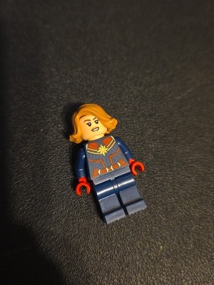 Genuine Lego Captain Marvel Minifigure Super Heroes from 76131 -sh555