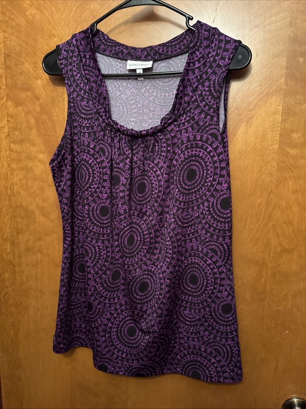 Fashion Bug Blouse Women M Medium Purple Geometric Sleeveless Wide Strap Casual