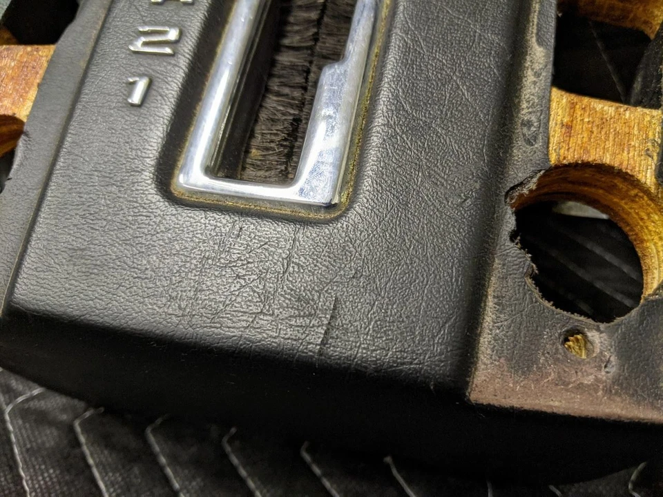 BMW 2.5CS/2800CS/3.0CSL Center Console Shift Trim Automatic 51161810739 Foto 2 de 4