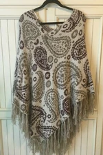 Bohemian Soft Fuzzy Paisley Print Poncho Fringe Bottom one size NWT