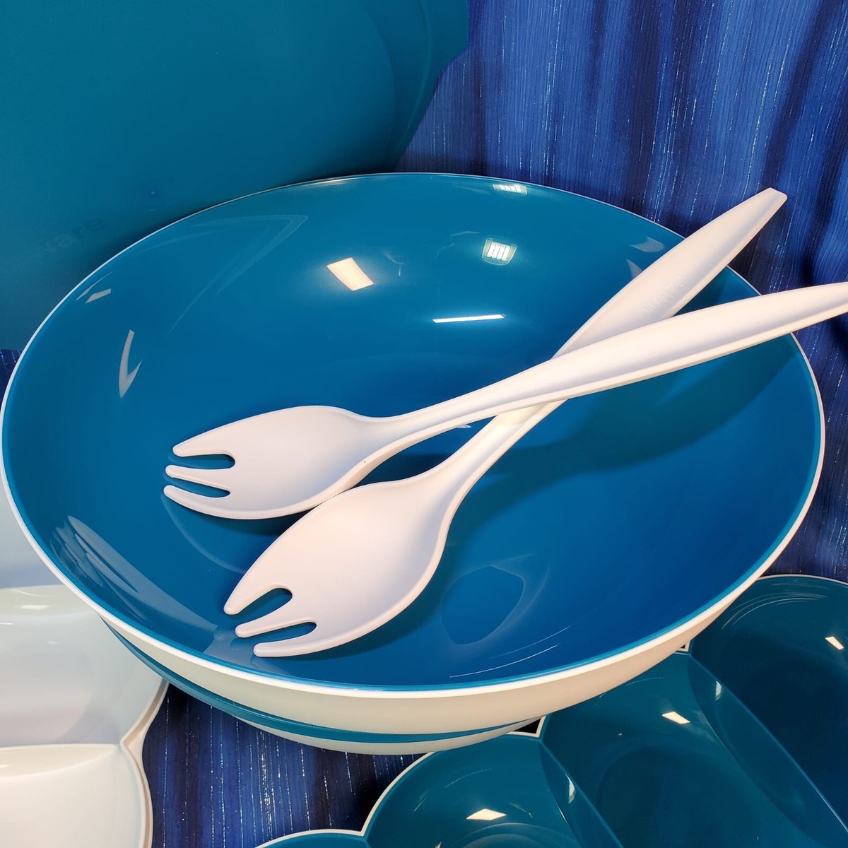 Tupperware Chic Dining Small Serving Bowls - Set Of 2, 740ml (3-Cup) Each, White With Peacock Seal, Dishwasher Safe, BPA-Free