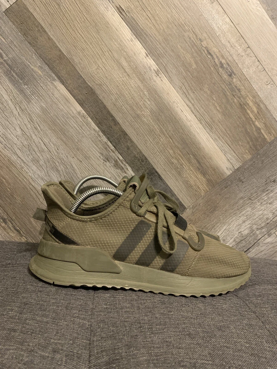 Adidas trainers hotsell khaki green
