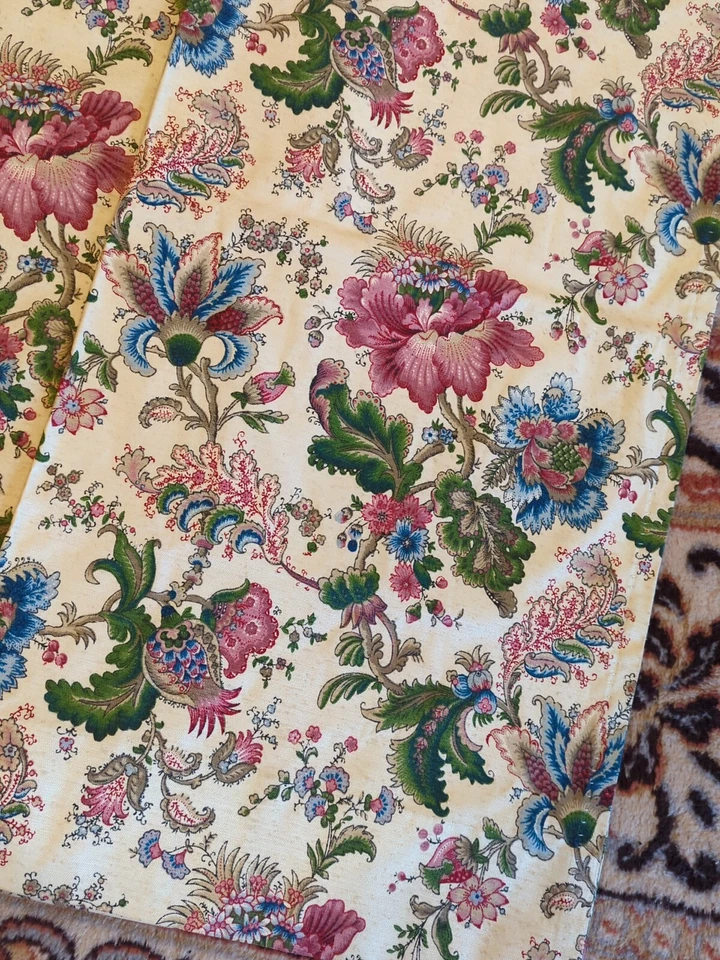 Vintage Pair Pinch Pleat Panela Drapes Curtains Tweed Look Floral & Cream 72"L - Image 2 of 4