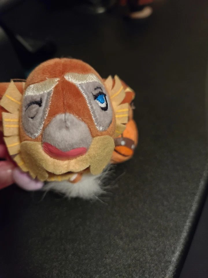 Llavero DOTA Mystery Plush Brewmaster Foto 3 de 4