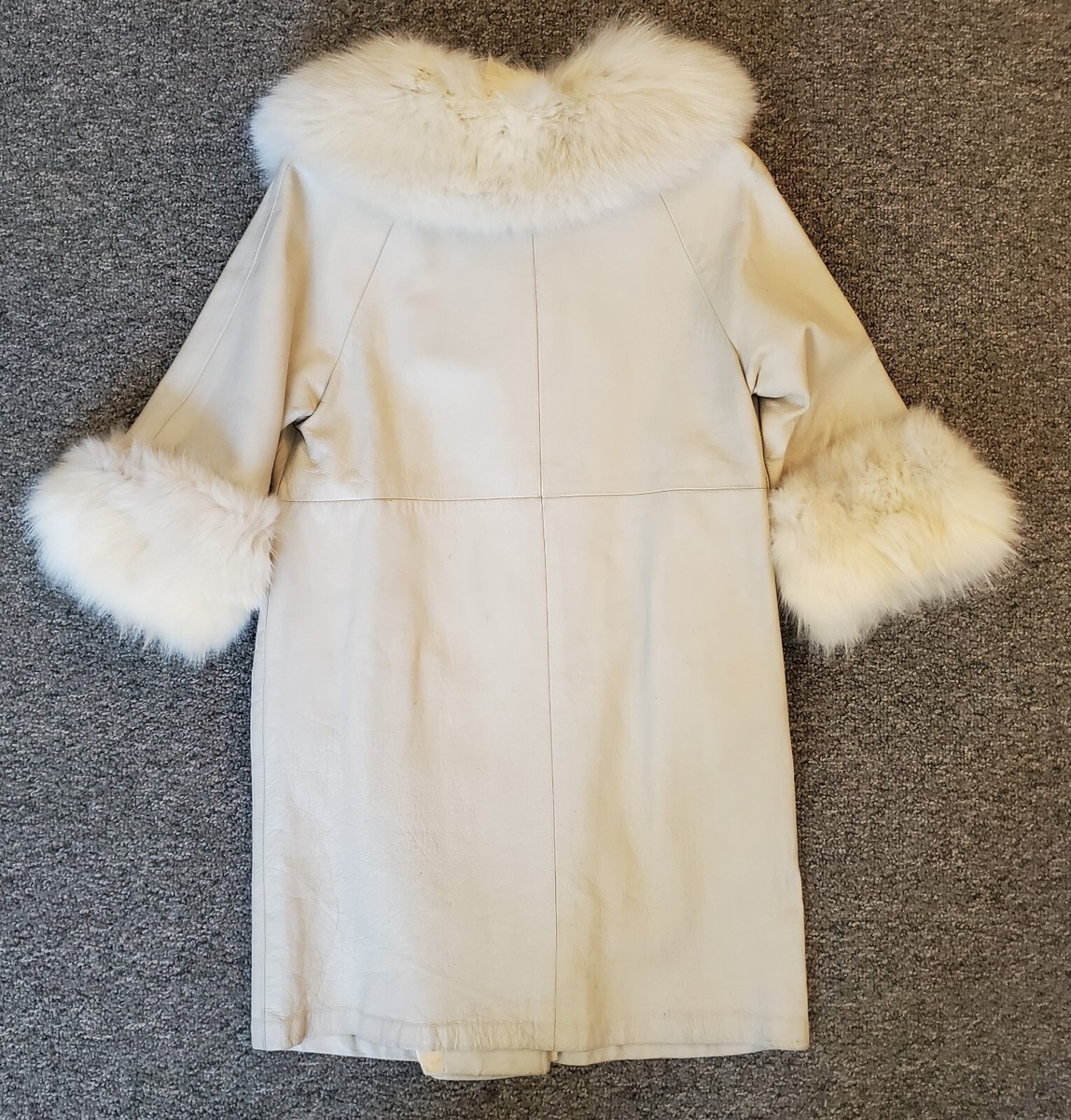 Vintage 60's White Leather Coat with Arctic Fox Fur Trim 3/4