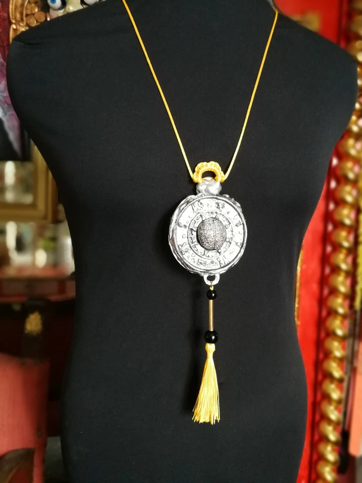 Collar Colgante Cerebro Talismán Suerte Amuleto Fortuna Dinero Protección Mal de Ojo Foto 3 de 4