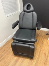 Black DIR Adjustable Procedure / Med Spa / Aesthetic – Excellent Condition