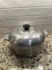 Magnalite GHC 5 QT Dutch Oven 4.3 Liters USA