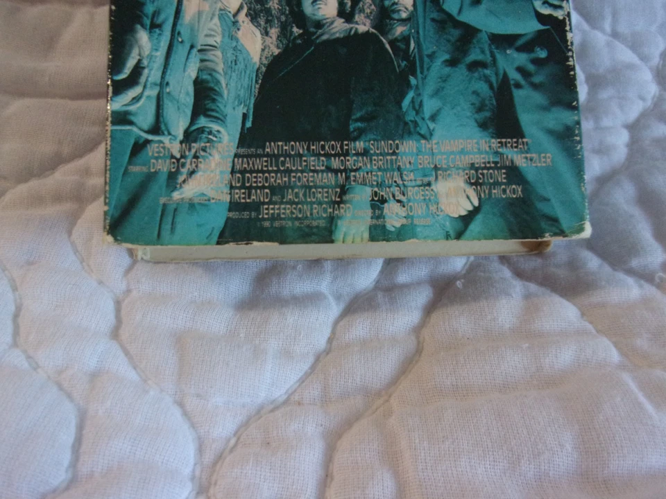 SUNDOWN THE VAMPIRE IN RETREAT VHS VESTRON HORROR COMEDY WESTERN BRUCE CAMPBELL - Image 4 of 4