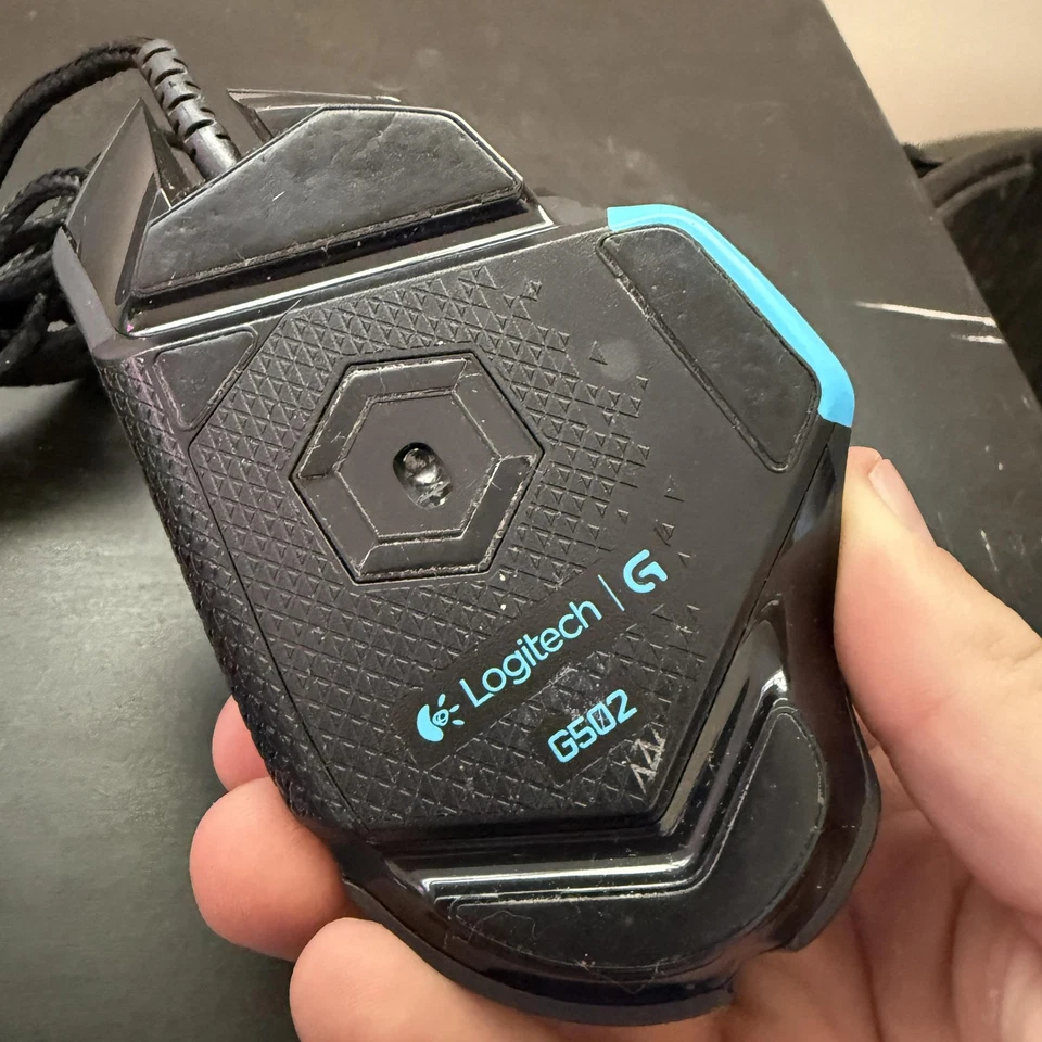 Logitech G502 Wired USB Gaming Mouse Optical Black Braided Cable Programmable - Image 2 of 4