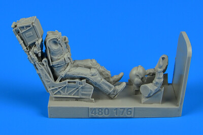 MW22 AEROBONUS 480176 US NAVY FIGHTER/ATTACK PILOT WITH EJECTION SEAT FOR F/A-18