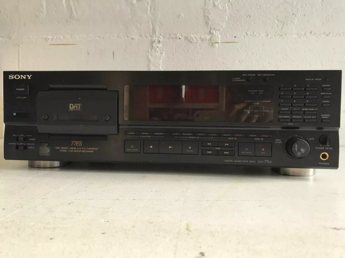 SONY DTC-77ES DAT Deck Digital Audio Tape Player 4 Head Recorder **For  parts**