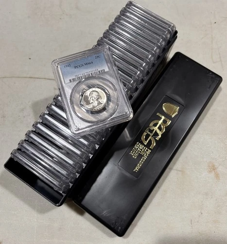 (20) PCGS Graded 1942 Silver Quarters Bulk Ms64 Lot With Case Box