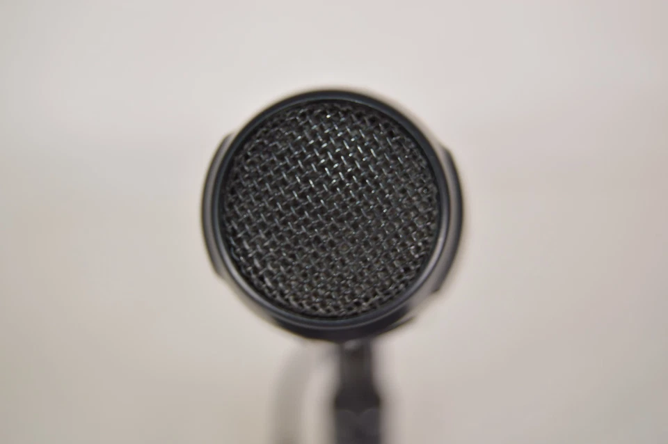 Yaesu MD-100A8X Dynamisches Tischmikrofon Hervorragend getestet - Bild 4 von 4