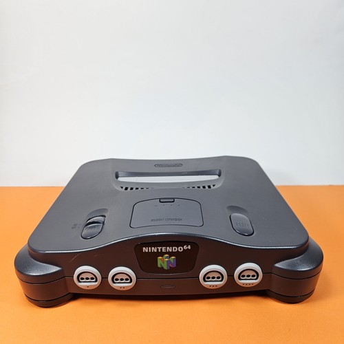 Console NINTENDO 64 Completa Con Controller E Cavi Funzionante N64 PAL GIG - Foto 2 di 10