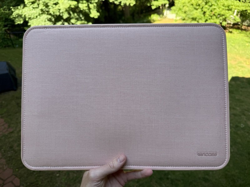 Incase ICON Sleeve for 16-inch MacBook Pro