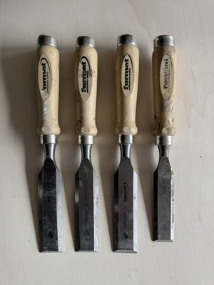 Format Stechbeitel Stecheisen Stemmeisen Konvolut von  3x 30mm 1x 26mm