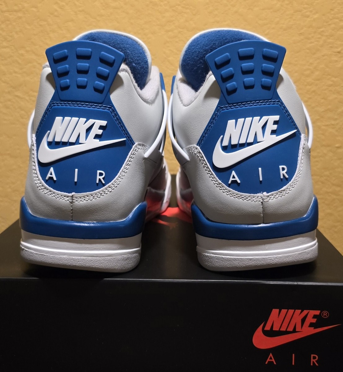 靴 Nike Air Jordan 4 military blue 9.5 2024 Size 9.5 - Air Jordan 4 Retro 2024 Military Blue | eBay